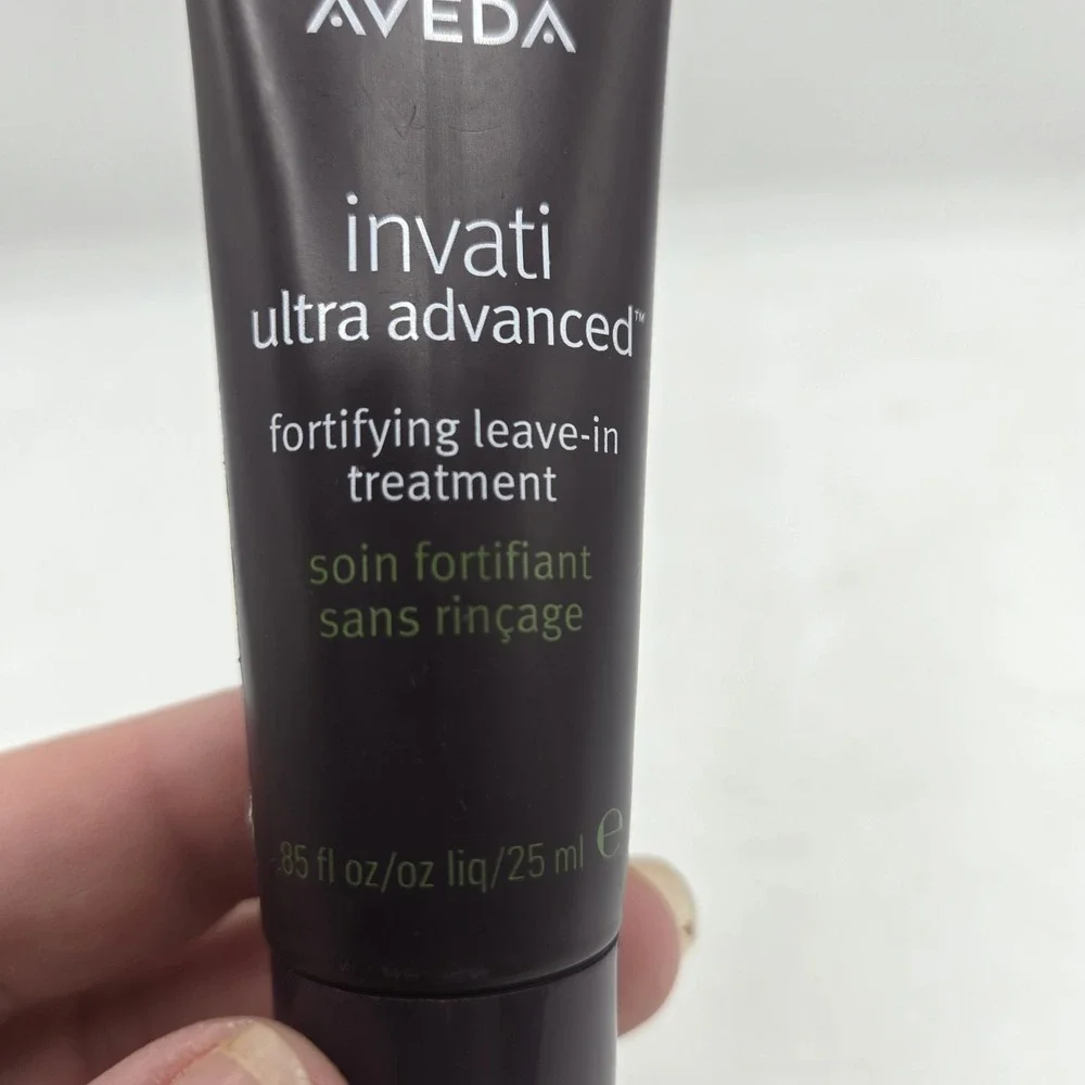 Aveda Invati Ultra Advanced Fortifying Leave-In Treatment, TRAVEL SIZE - 0.85 oz